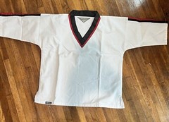 Martial Arts Size 0 Pull Over V Neck Uniform