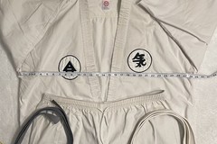 Vintage Karate MMA Martial Arts Men’s Top/Bottom Sun Choi Sz 7 Patches/Belts
