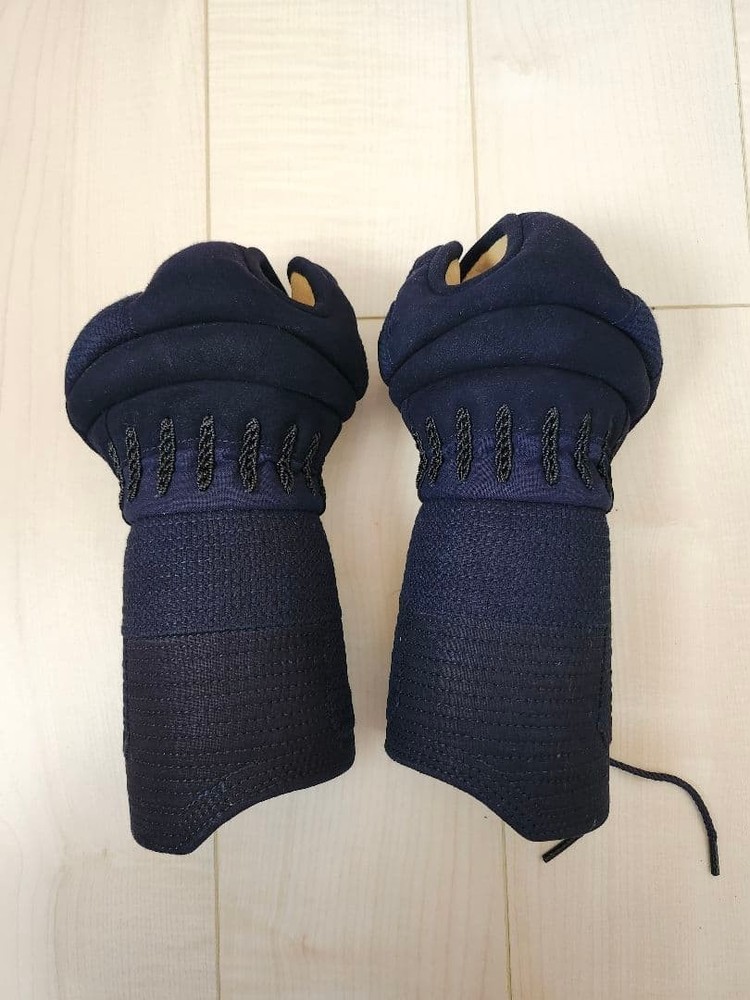 Kendo Gauntlets Navy L Size One Minute Hand Embroidery Cotton Deerskin #26071701