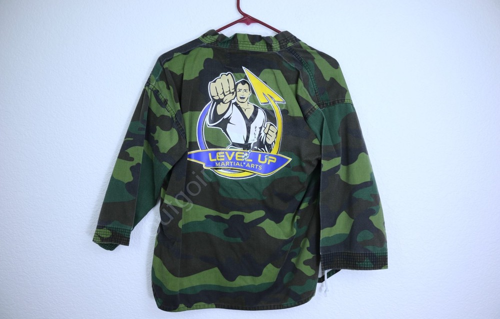 Level Up Martial Arts Karate Gi Kids Unisex Uniform Camo Top Size 1 (150cm)