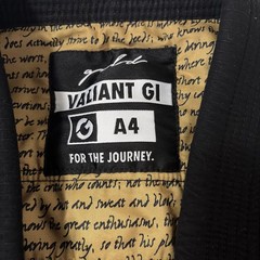 Valiant GI Gold A4 Martial Arts Outfit Black XL ( Pre Owned )