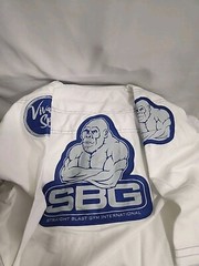 NEW SBG Gi Youth Child White Straight Blast Gym Jiujitsu Gym C0