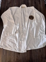 Century White Lightweight Student Uniform Martial Arts Gi Men’s Size 5