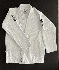 Liberate Ju Jitsu Gi-White Tunic, Pants & Belt, Size A2, Nashville Studio EXC