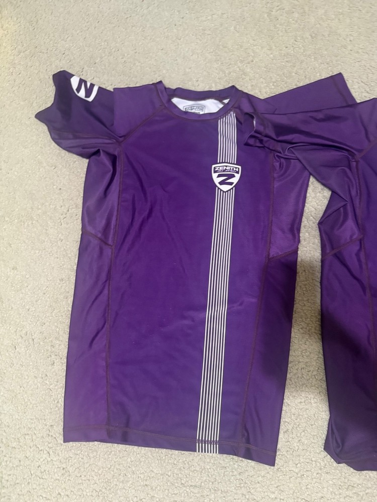 2 Zenith Jiu-Jitsu rashguards size M used bjj