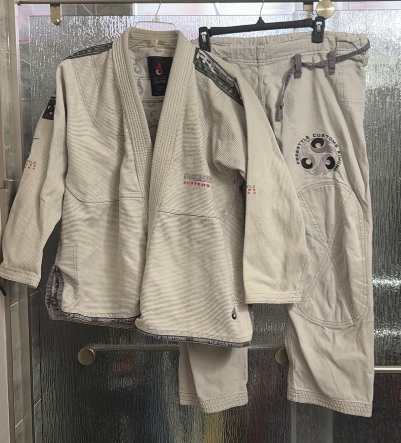 Jiu Jitsu Gi Set Heavyweight Jacket 60” Cuff To Cuff Pants 40×27 Mended Size A1