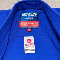 Gracie Barra Equipe GB Jiu Jitsu Gi Jacket Youth Y3 Royal Blue Logo Side Slit