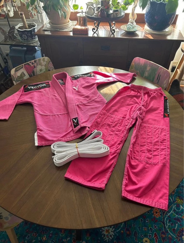 NWOT Vector Sports Youth K4 Pink Jiu Jitsu Gi