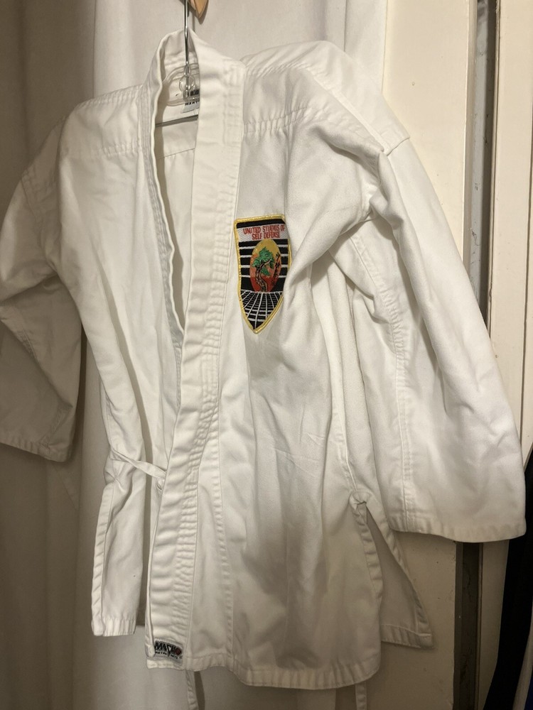 KIDS KARATE GI. MACHO MARTIAL ARTS