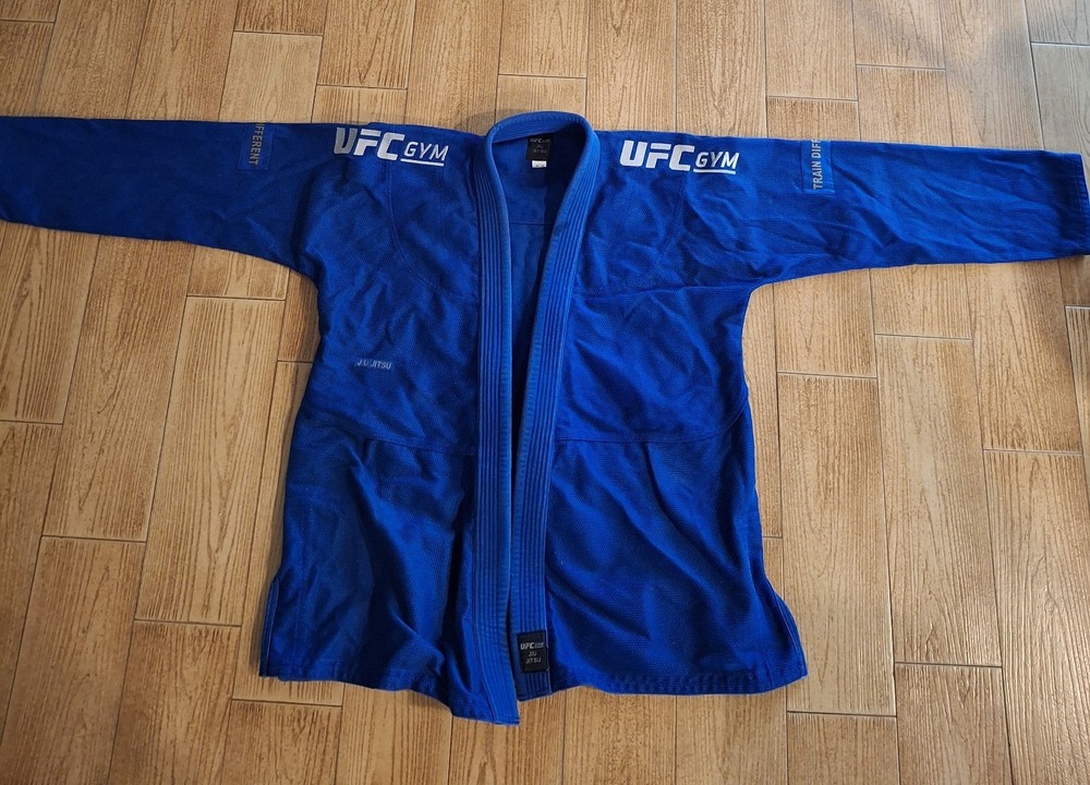 UFC Gym Kingz BJJ Jiu Jitsu Gi Jacket Men’s Size A4 Blue Kimono Suit