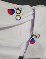 ❤RARE❤ TAEKWONDO RECOGNIZED KOREA USA OLYMPICS SIZE Size 6 White Full GI❤