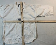 Martial Arts Taekwondo Karate Uniform & Belt Lot Youth Sizes 1 & 2 Midwest