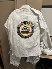 War Tribe White Water BJJ Jiu-Jitsu Gi With Relson Gracie Patch SIZE A1 USED