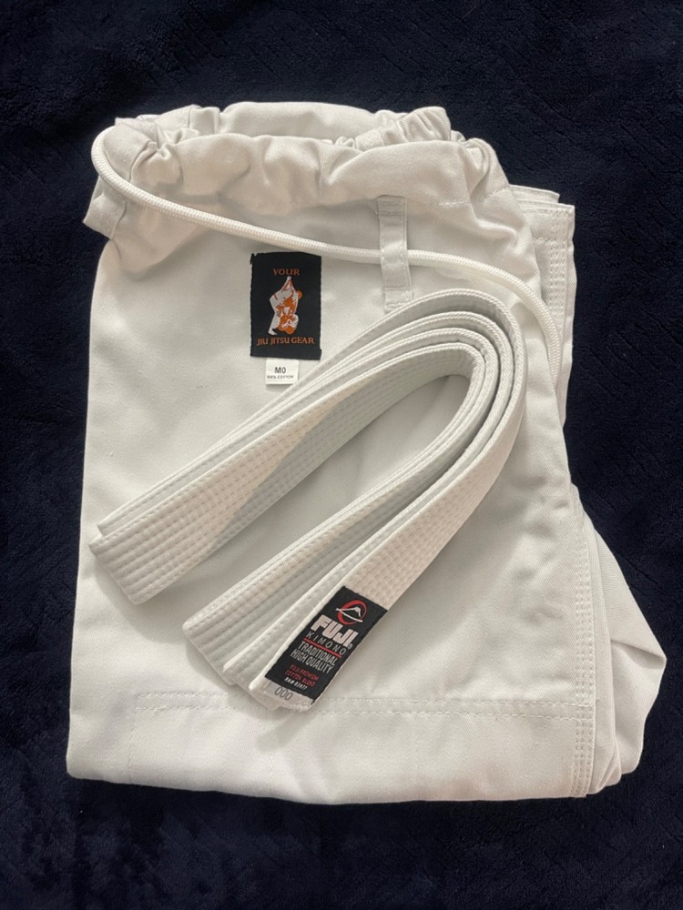 Kids Pants Size M0 and White Belt Size 000