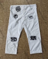 white Brazilian jiu jitsu uniform with high quality sublimation patches A00 Size