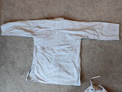 Mizuno Judo Gi Uniform White Jacket & Pants Size Approx. 4 Very Good Condition