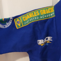 CHARLES GRACIE JIU-JITSU ACADEMY BLUE SMALL CHILD GI TOP SIZE MOO