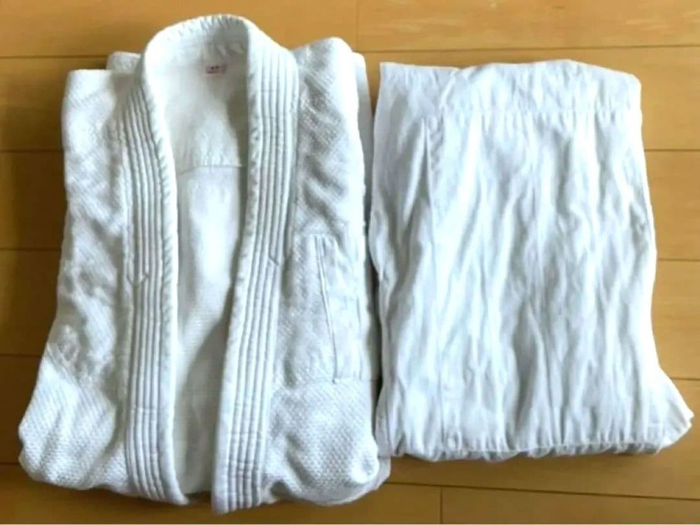 Excellent Judo Uniform, Size 4 (Jacket And Pants, 2-Piece Set), 100% Cotton