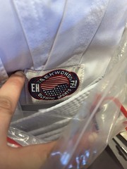 NEW Dynamics World Inc. Taekwondo Uniform Size 000/120 with White Belt
