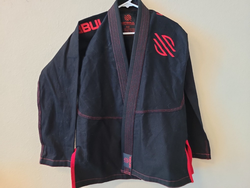Sanabul Essentials V.2 Ultra Light Jiu Jitsu Gi Top Size A0 Black Red NWOT