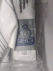 NEW SBG Gi Youth Child White Straight Blast Gym Jiujitsu Gym C0