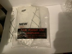 New Martial Arts Supply Best Sang Moo Sa Tae Kwon Do size 2 Uniform karate white