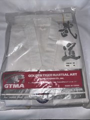 GTMA Tae Kwon Do Uniform w/ Belt Kids Chikdren Size 00/130