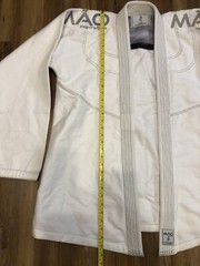 Mão Fightwear A3 Equilibrio Brazilian Jiu Jitsu Kimono A3 Top White