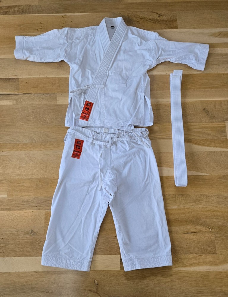 Mugen K1 International karate uniform youth 00
