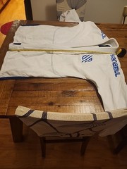 Sanabul Jiu Jitsu Gi And Pants (No Belt) Men’s Size 4A Blue And White 100%…
