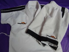 TIGER CLAW TAE KWON DO ELITE SPORT UNIFORM(SHIRT/SHORTS) SIZE 000^*