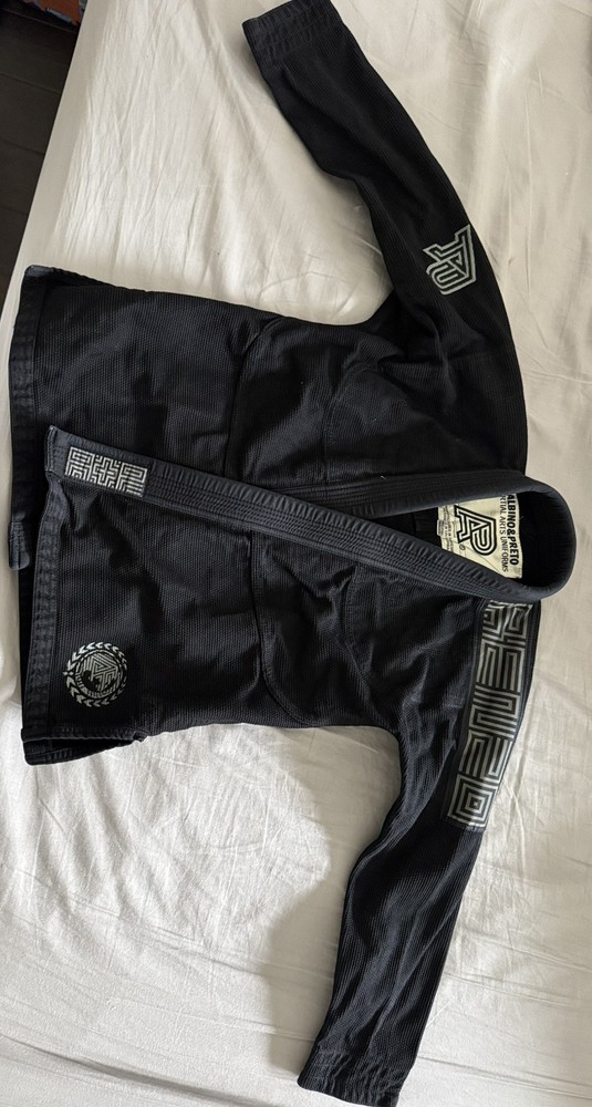 Albino And Preto Gi Size A00F Special Ordered Limited Edition RENZO Gracie Gi