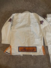 Albino & Preto BE@RBRICK Jiu-Jitsu Gi Set White Jacket & Pants A0F