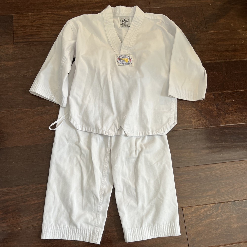 Martial Arts Taekwondo Uniform Size 00 Small