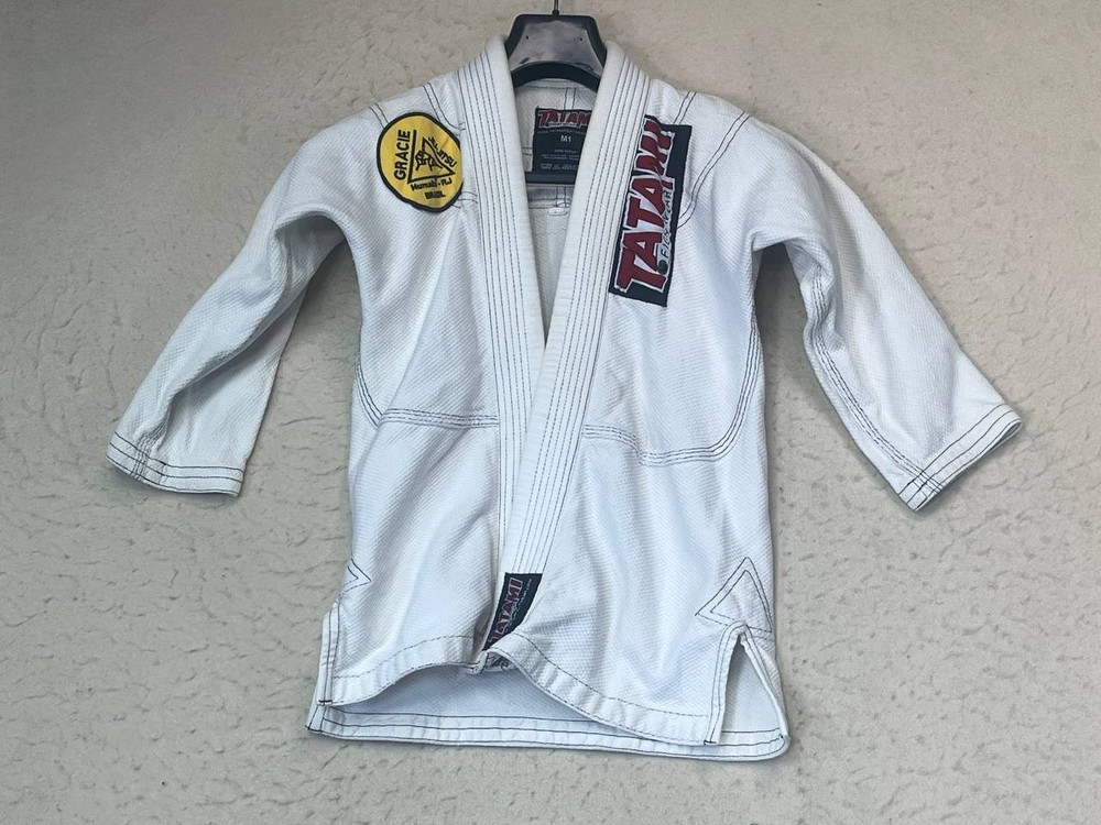 Tatami White Jiujitsu Gracie barra Top Only See Pics Size M1