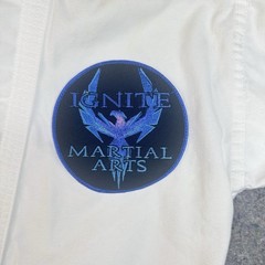 NMAA Ignite Martial Arts Taekwondo Uniform Dobok Set Youth 00/130 1453