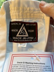 Gracie Jiu Jitsu Uniform Gi ( Size 000/110) Youth White Jacket Pants belt set