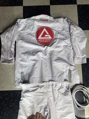 Gracie Barra GB1 Edition Kimono White Set Top, Pants & Belt Size A1 Jiu-Jitsu