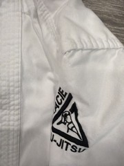 Gracie Jiu-Jitsu Official Gi 100% Cotton White 1/140 Jiu-Jitsu Uniform w/ Belt