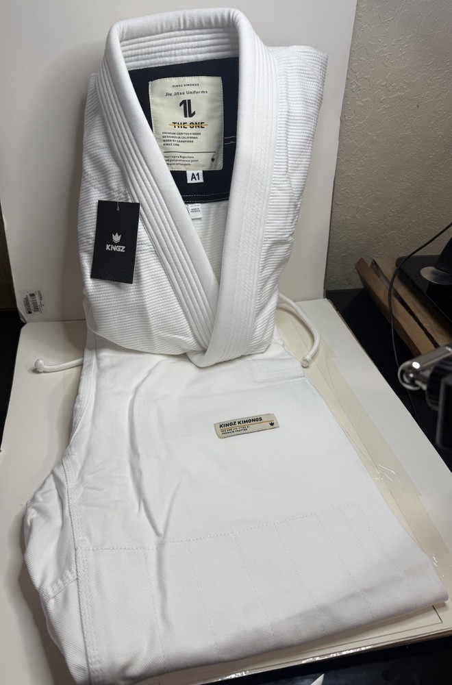 Kingz the One V2 BJJ GI Kimono white Lightweight Jiu Jitsu Uniform, Size A1