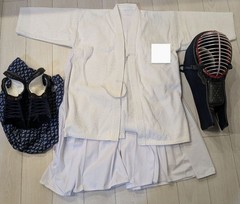 Kendo Mask, Gauntlets, Judo Uniform (top And Bottom), And Bag Set For High