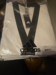 ADIDAS ADI-Start III TAEKWONDO UNIFORM WITH BLACK V-NECK. Size 200 (2 Piece)