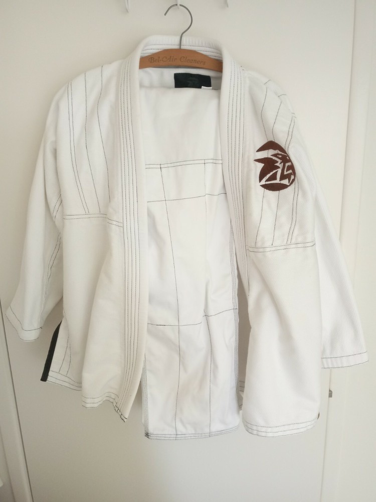Gracie Morumbi White Jiu Jitsu Gi Kimono Size: A1 Jacket and Pants