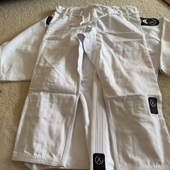Kekoa Collective White Travel BJJ Gi Kimono size 150