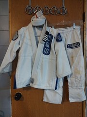 SBG Gi Youth Child White Blue Straight Blast Gym Jiujitsu Gym Complete Set C1 C2