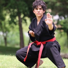Karate Gi Uniform 14oz Martial Arts Suit for Training Competition Black