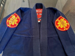 OSS- OSHINOBU-JIU JITSO ONI * SIZE M 1 – Embroidered in Navy, Yellow Gold & Red!