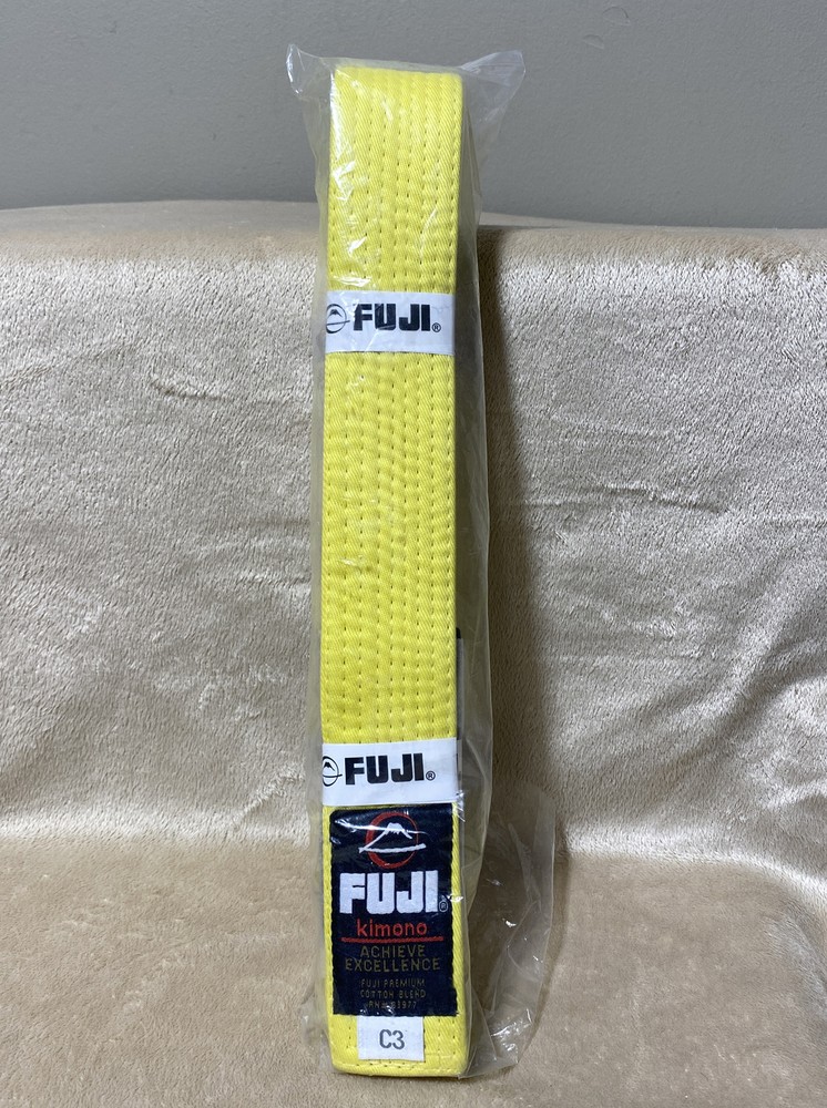 FUJI Kimono Traditional High Quality Yellow Belt RN # 83977 Size C3