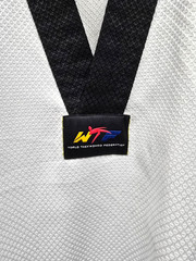 Nike World Taekwondo Federation Dobok Top White Large Discontinued/Rare