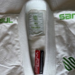 Sanabul Essential Jiu Jitsu Gi Kimono Jacket Women’s Size W2 White Green